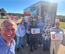 Jeff Weinstein at a community event